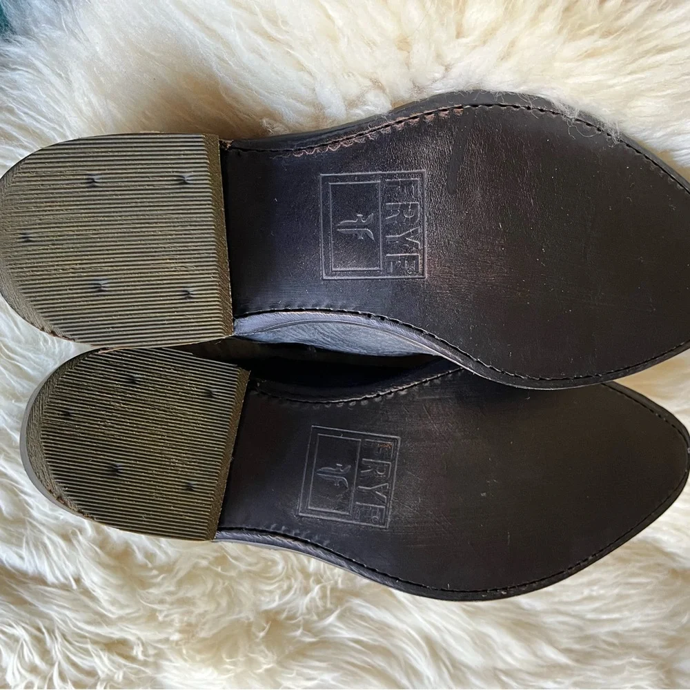 Frye Black Leather Pointed Western Ankle Booties - Picture 5 of 9